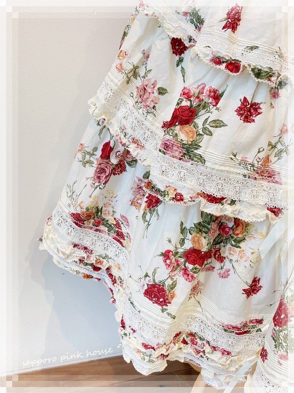 ピンクハウス エンジェルローズプリントスカート エンジェルローズ