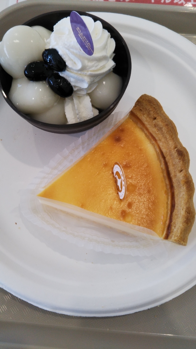 不二家 フィーストタウン塩山店 ケーキ食べ放題_f0076001_22413689.jpg