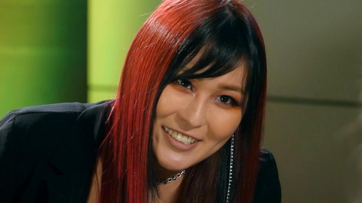 紫雷イオが「私は死んでいない」と述べる_c0390222_17044119.jpg