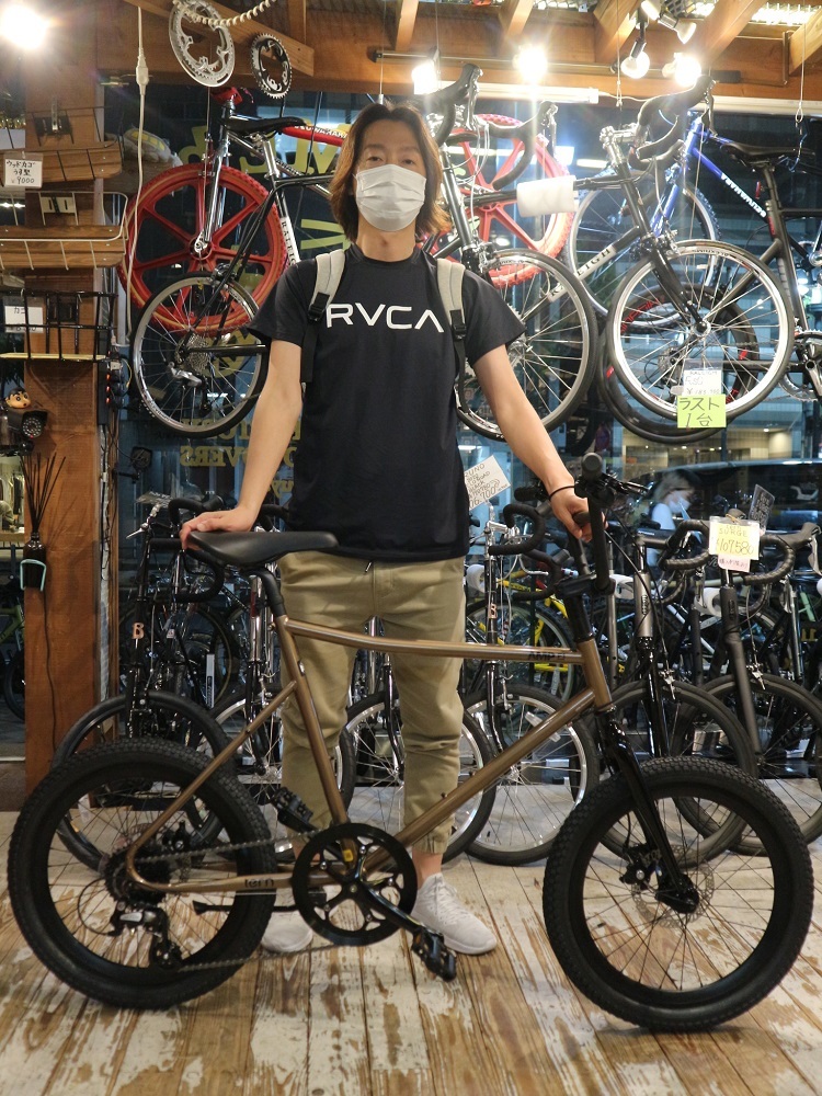 5月9日 渋谷 原宿 の自転車屋 FLAME bike前です_e0188759_19264776.jpg