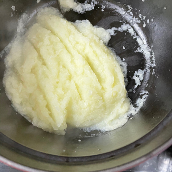 ベランダハーブでトマトソース_c0103827_12064162.jpg