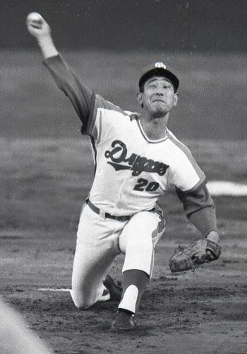 中日ドラゴンズ 星野仙一 20 直筆サインボール 1977.7.8 100勝 中日ドラゴンズ 星野仙一 20 直筆サインボール 1977.7.8 100勝