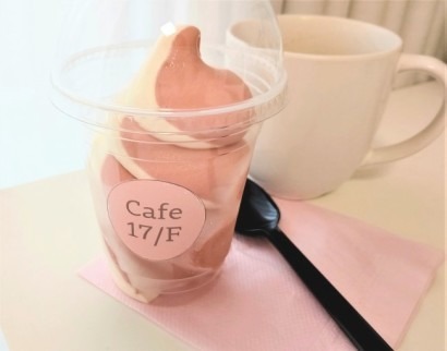 【おうちカフェ】パフェもお持ち帰り_f0159480_23581235.jpg