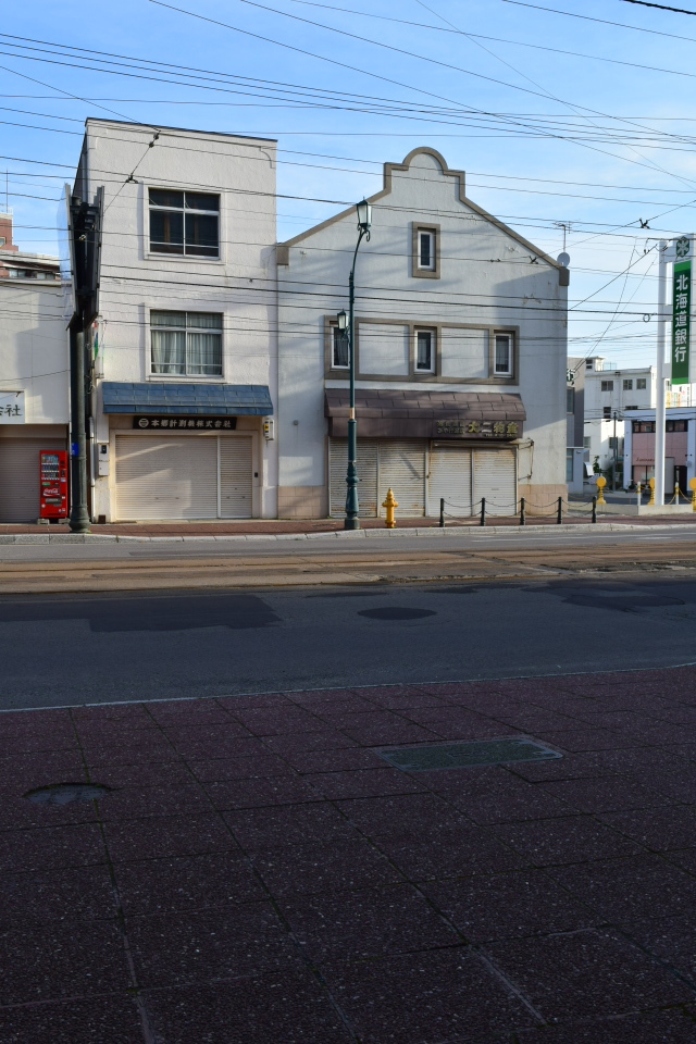 函館市末広町の旧金森三星堂、旧金森一二堂(函館の建築再見2021)_f0142606_16220227.jpg