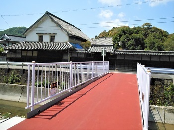 北川2号橋も架かった_e0175370_13484352.jpg