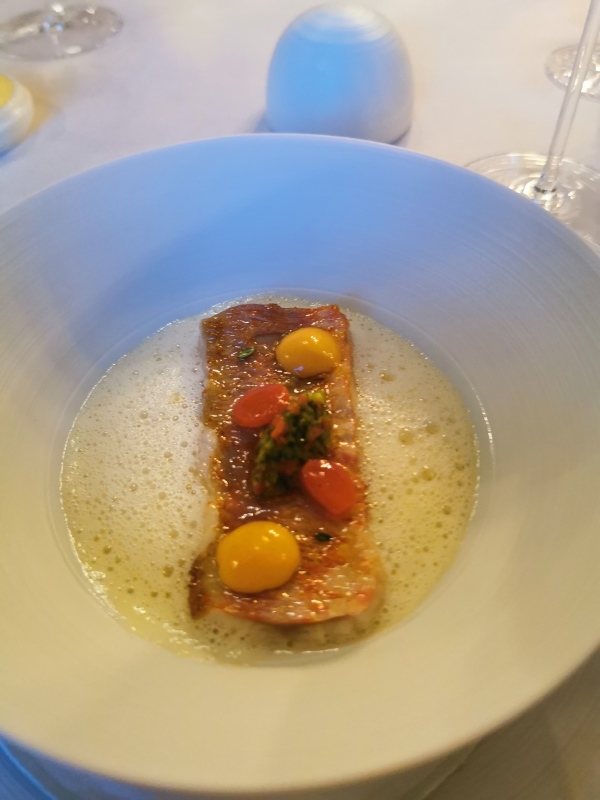 Cheval Blanc バーゼル スイス 食べて 寝るだけ