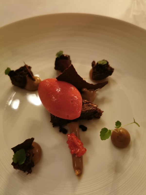 Cheval Blanc バーゼル スイス 食べて 寝るだけ