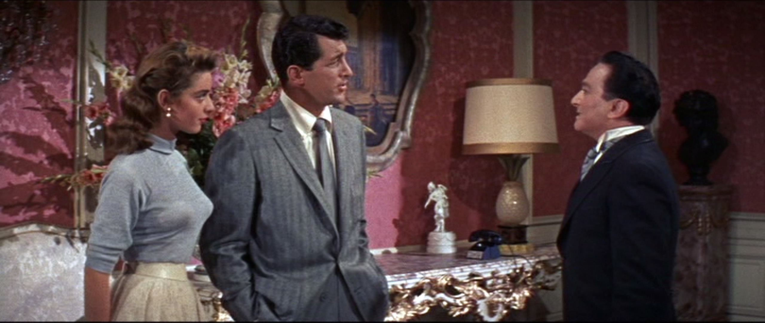 アナ・マリア・アルバゲッティ(Anna Maria Alberghetti)「Ten Thousand Bedrooms」(1957)・・・⑤_e0042361_11192143.jpg