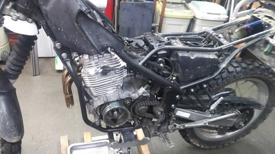 セロー250のジェネレーター修理とセルモーター分解整備 モトアサイン