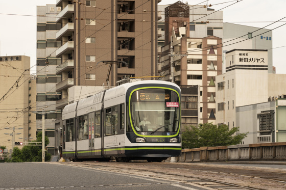 広島県広島市「猿猴橋町駅付近を走る路面電車」_a0096313_07380875.jpg