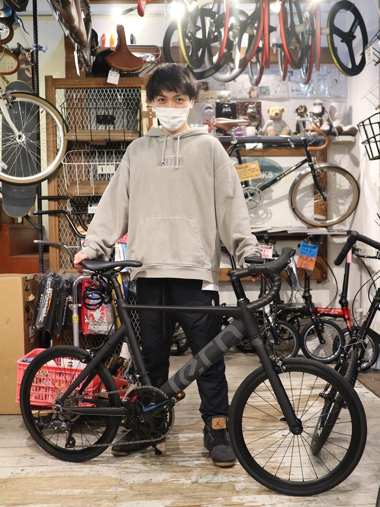 5月16日 渋谷 原宿 の自転車屋 FLAME bike前です_e0188759_18522831.jpg