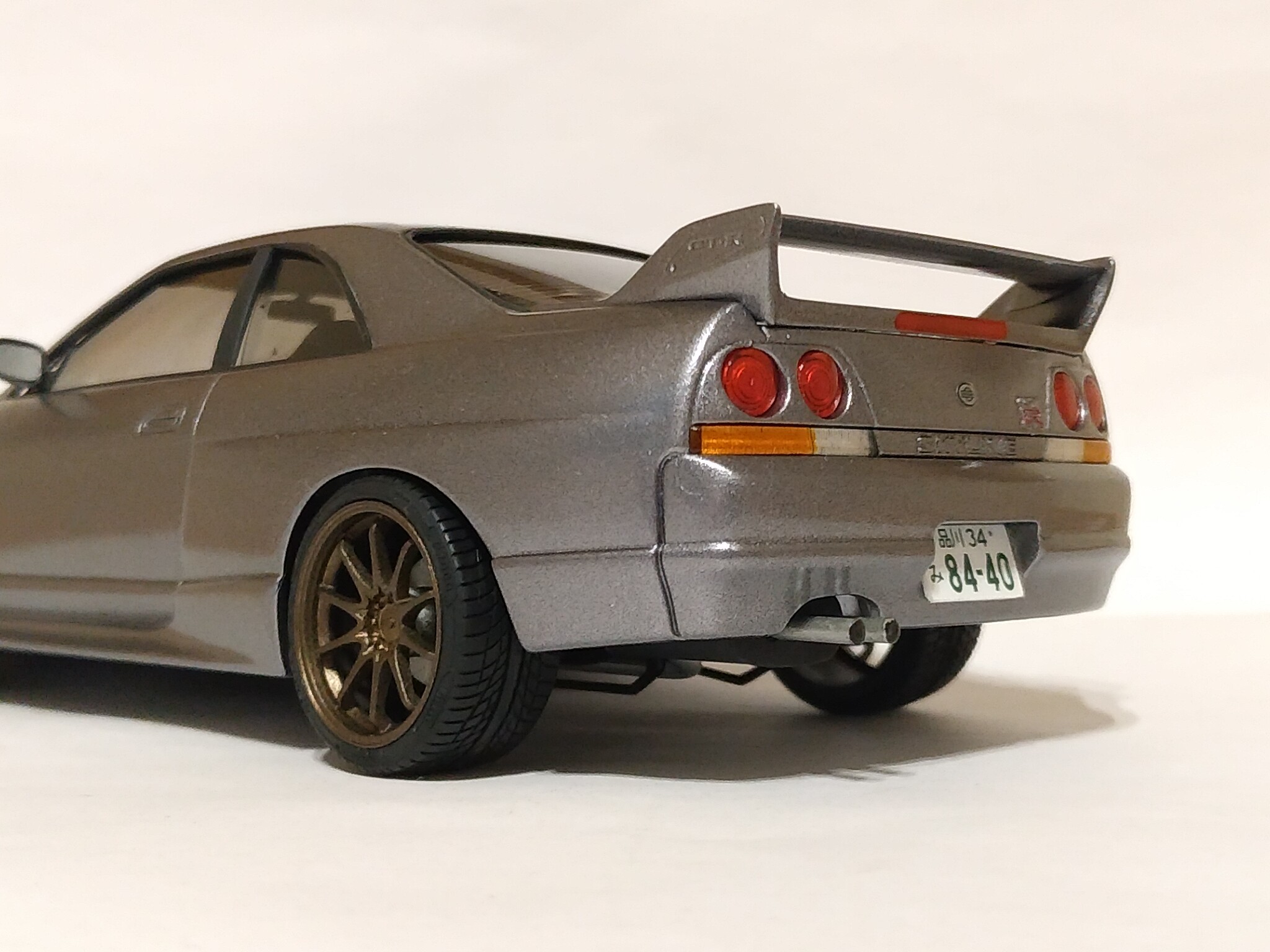 タミヤ プラモデル 1/24 日産 スカイライン GT-R BCNR33 完成品 【公式