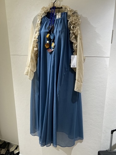 ベルパーチ 2wayストール_e0347687_16373365.jpeg