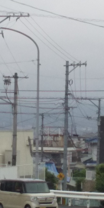 広島大雨警報、懸念されるお年寄りの衰弱_e0094315_08250440.jpg