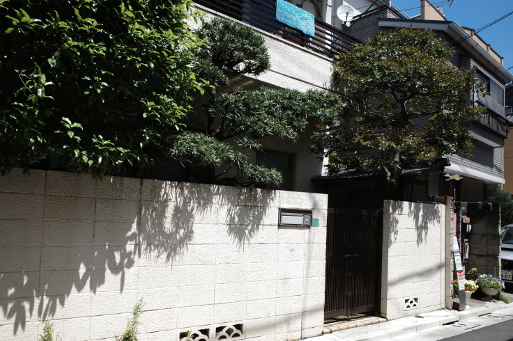 Caff E Solare カフェソラーレ 東京都豊島区池袋 一軒家 隠れ家 カフェ 趣味はウォーキングでは無い