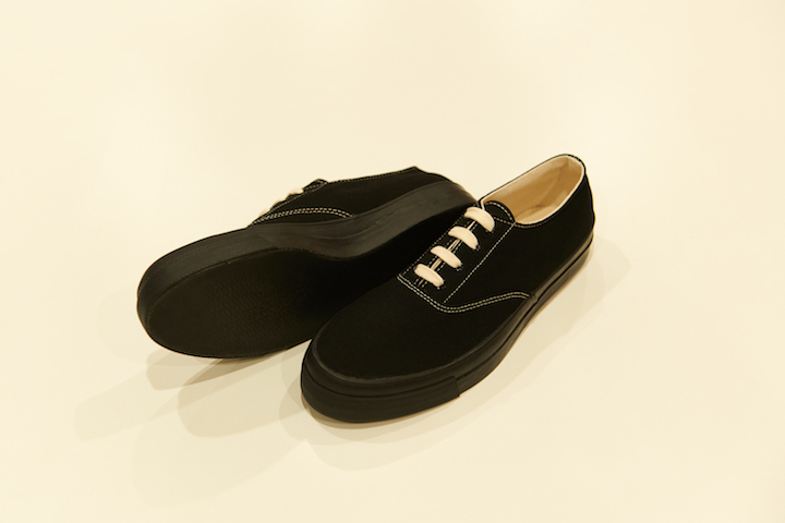 \"WAKOUWA DECK SHOES LOW BLACK SOLE / BLACK\"ってこんなこと。_c0140560_10213268.jpg