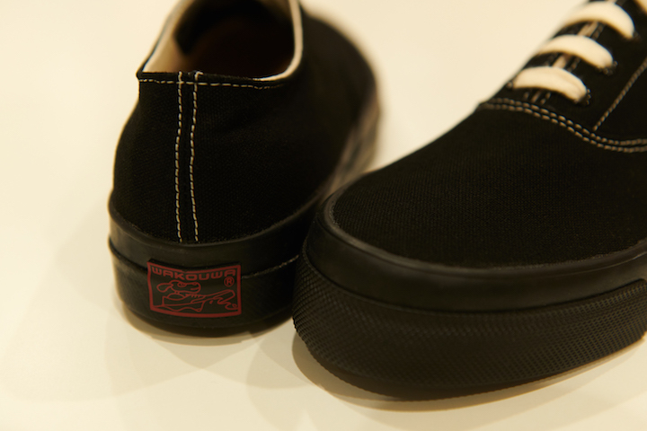 \"WAKOUWA DECK SHOES LOW BLACK SOLE / BLACK\"ってこんなこと。_c0140560_10213808.jpg