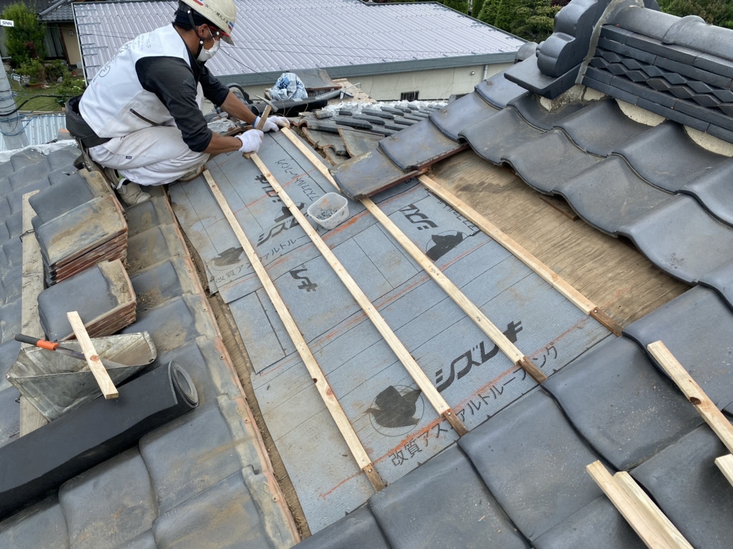 笛吹市　銀黒の屋根　其のニ_b0242734_21230915.jpeg