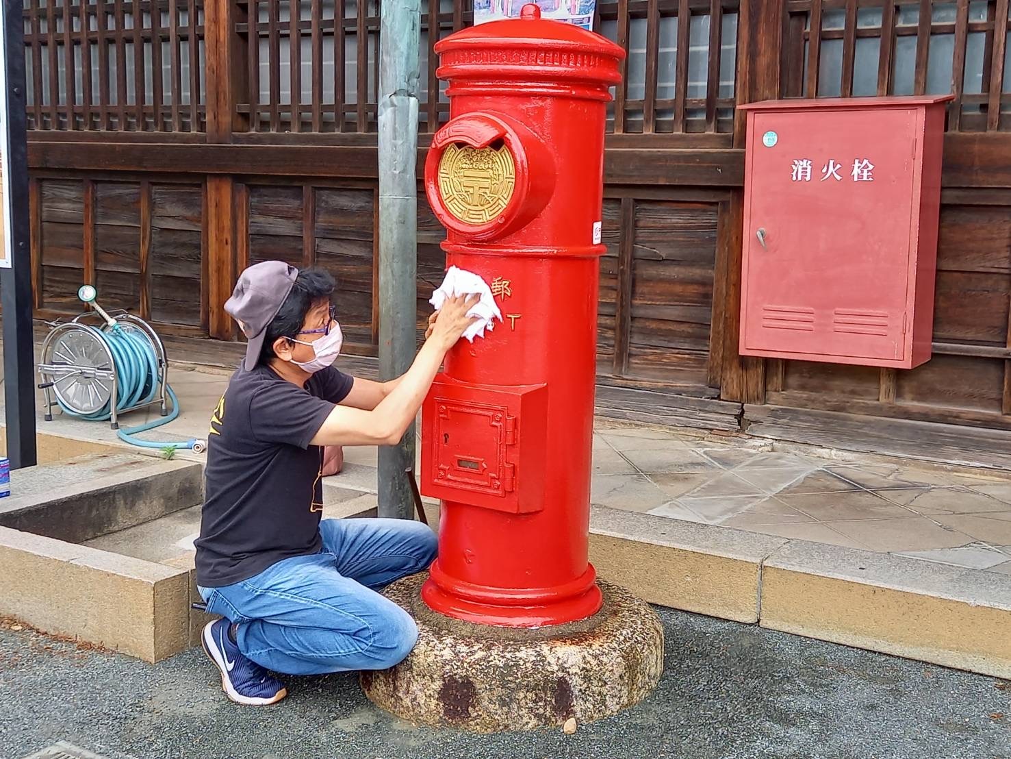 郵便ポスト 貯金箱 3個セット 陶器製 レトロ コインバンク 日本のポスト6セット 限定品 郵便ポスト 昔の日本の郵便ポスト 貯金箱 レトロレトロ 郵便ポスト  貯金箱 置物 インテリア 赤 陶器 レトロ 郵便ポスト 型貯金箱 陶器製 陶器製・赤いポストの貯金箱 （昭和レトロ ...