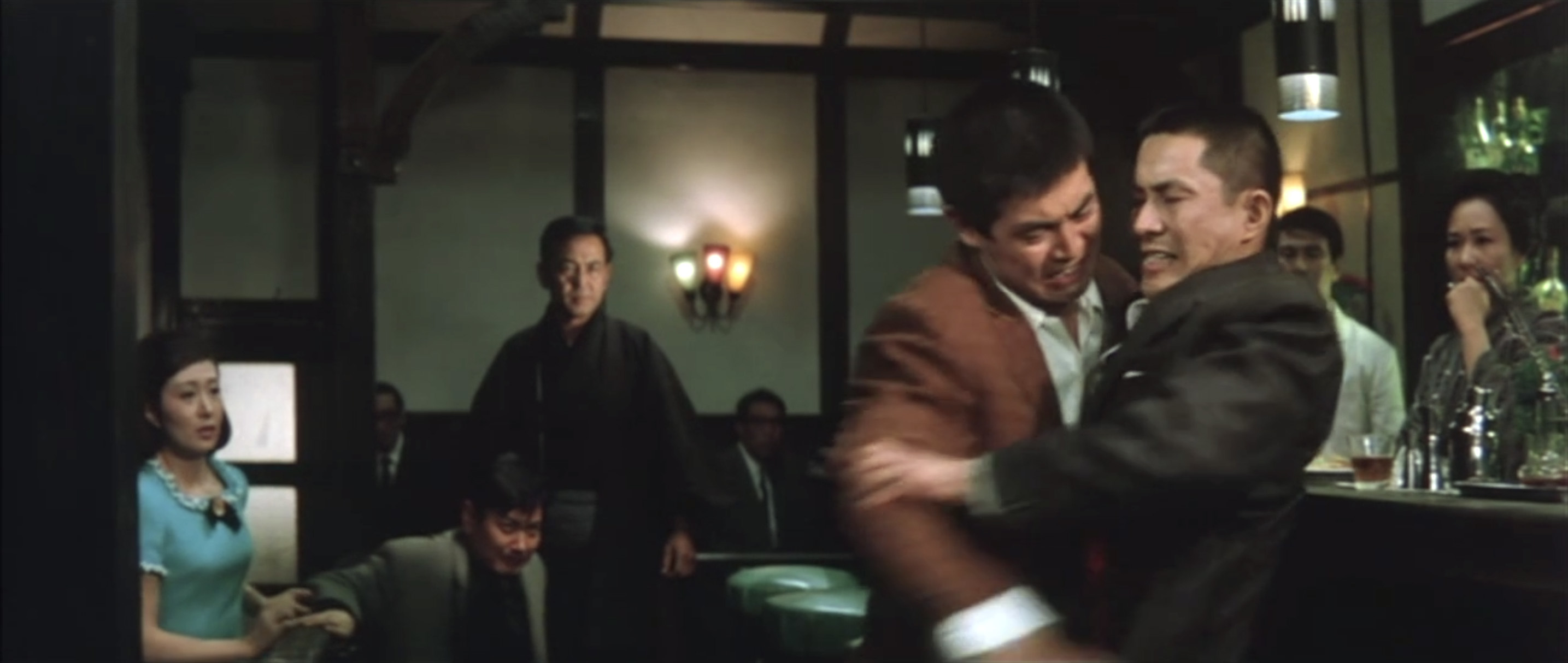 三条泰子(Yasuko Sanjyo)「「無頼」より 大幹部」(1968)・・・前編_e0042361_16511698.jpg
