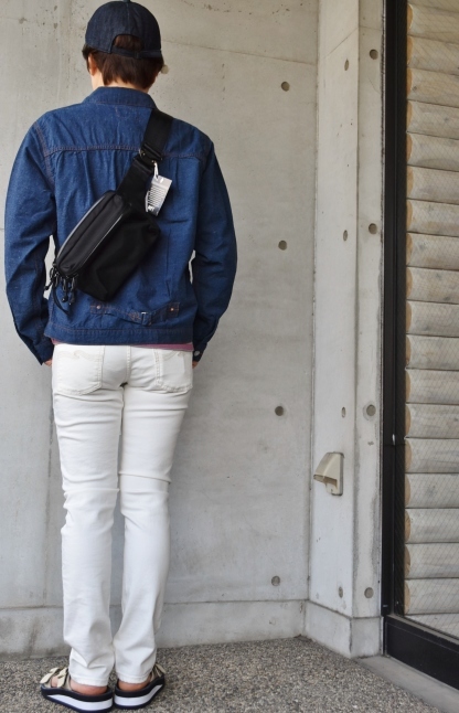 「浮き」が出ました・・・残り1本 DEFY BAGS_d0152280_18534114.jpg