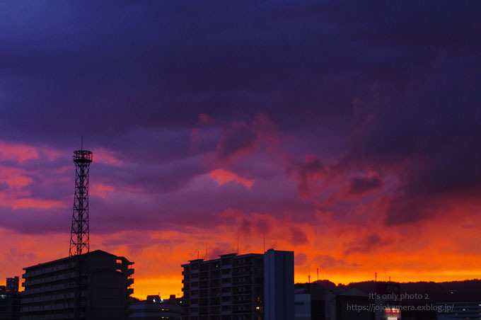 雨上がりの夕焼け_b0391986_19371598.jpg