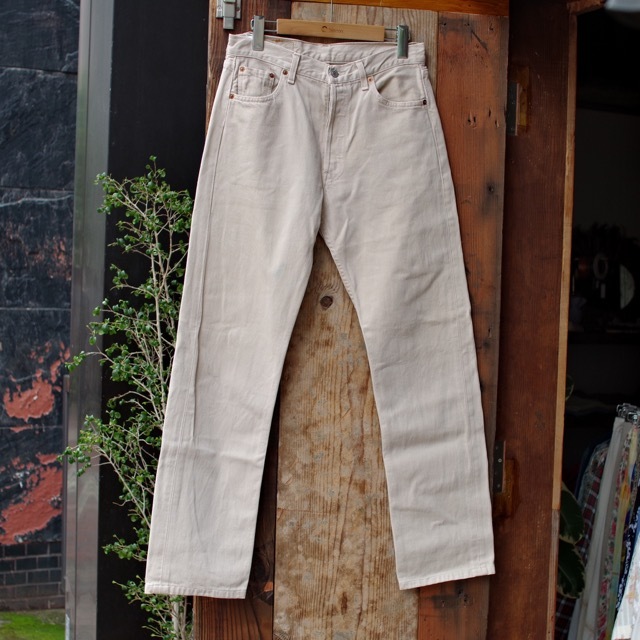 1990s Euro Levi's Color 501 Made in FRANCE / ユーロ リーバイス フランス製 : biscco  "Men's Blog" ( 仙台 古着屋 biscco )