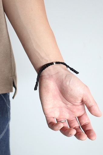 Porter Classic SILVER & BLACK LINEN BRACELET - HEART : 『Bumpkins