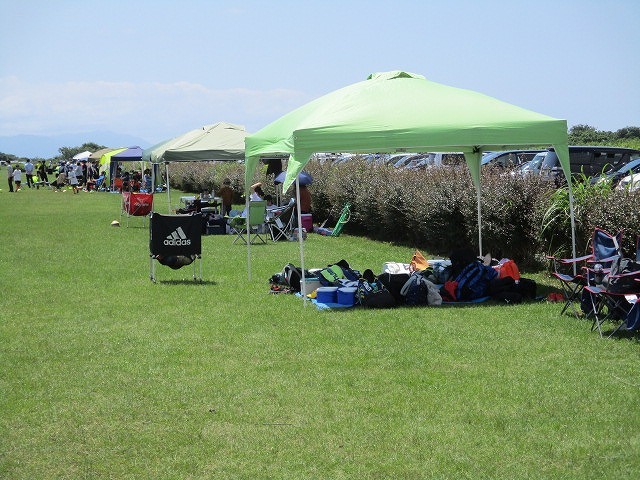 久しぶりの晴れの日曜日 スポーツを楽しむ人で賑わった富士川緑地公園と富士川キウイ球場_f0141310_07165593.jpg