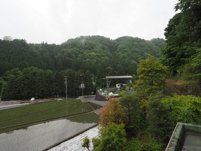 雨のち曇り_c0116915_23505257.jpg