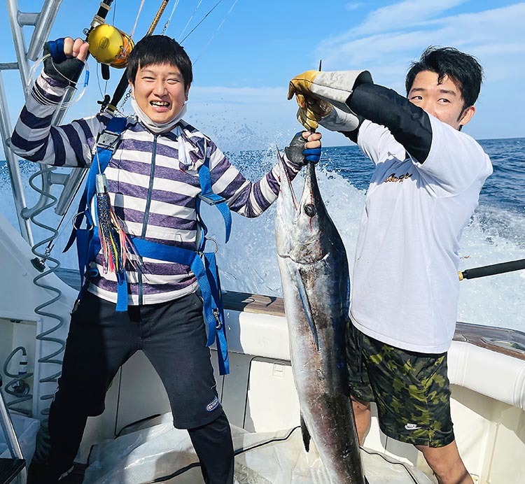 高知沖にマカジキ_f0009039_17211033.jpg