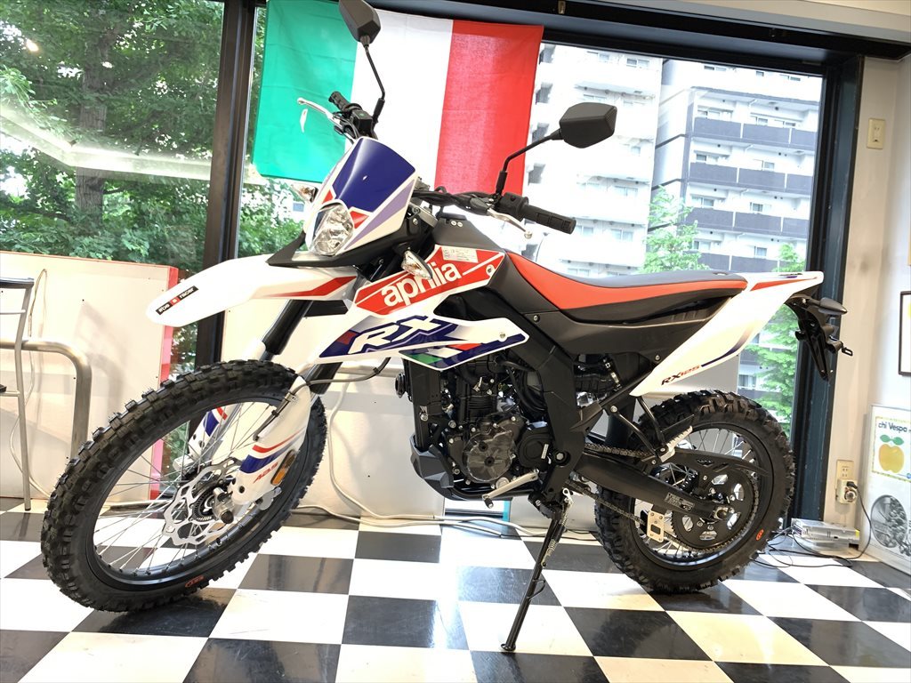 アプリリアRX125＆SX125 2021年モデル入荷しました♪_d0099181_16101377.jpg