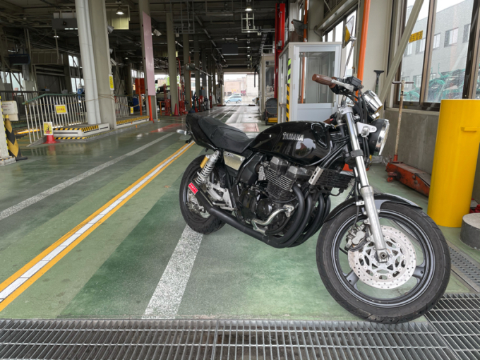 \'98 YAMAHA XJR400 + お知らせ_d0348774_08315967.jpg