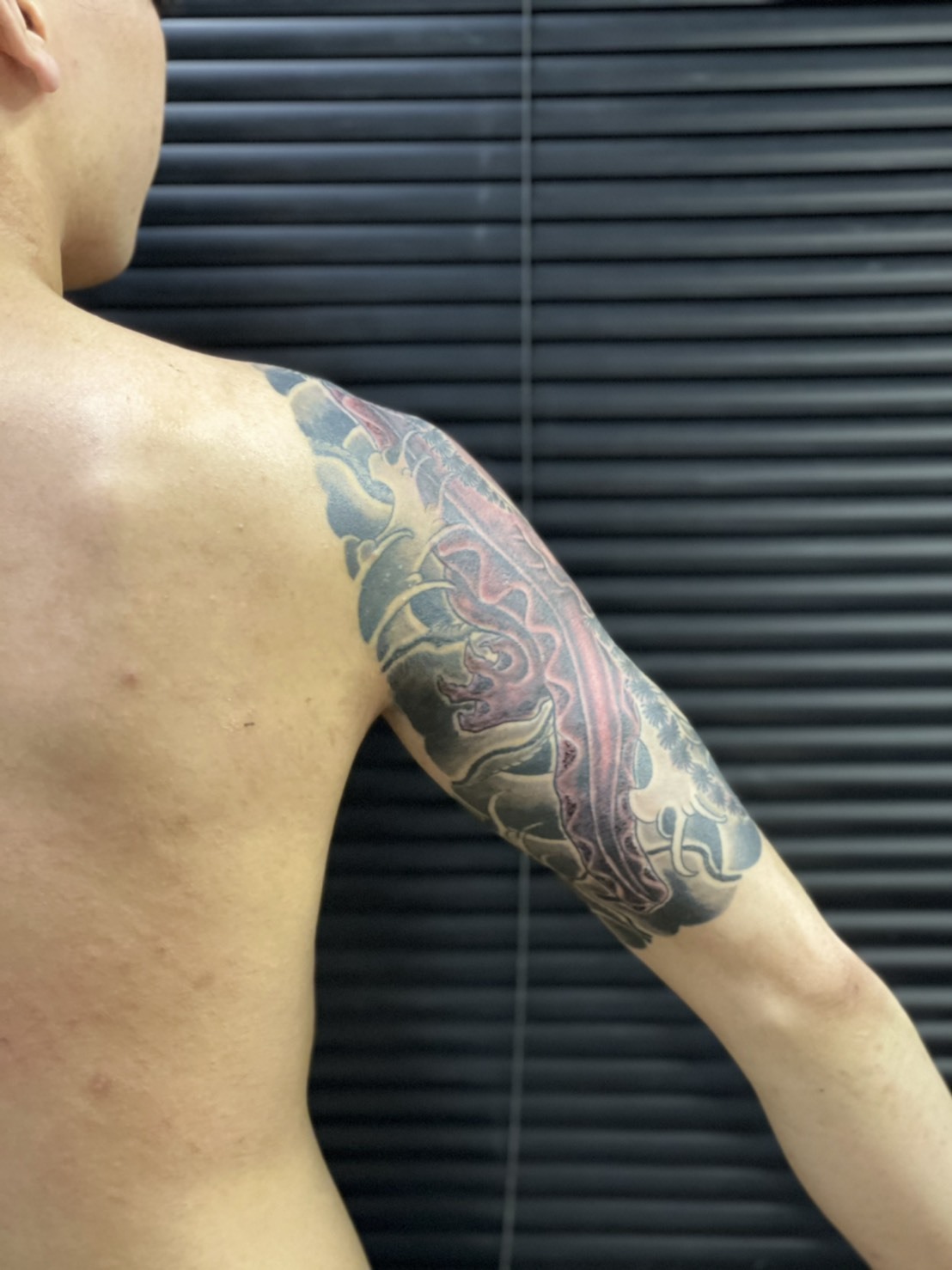 ウーパールーパー 和彫り 額彫り Yazooo Booth