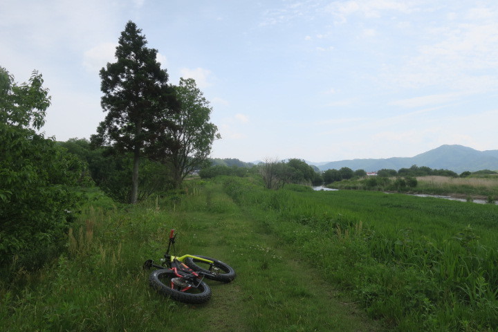 ファットバイクハンドル交換＆初夏の蒜山へ_c0132901_09072792.jpg