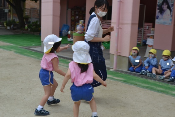 バナナ鬼ごっこ 年中組 マキノ日記
