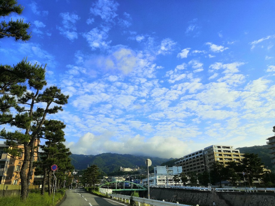 晴天の神戸の空 青空 Entrepreneurshipを探る旅 晴天の神戸の空 青空 Entrepreneurshipを探る旅