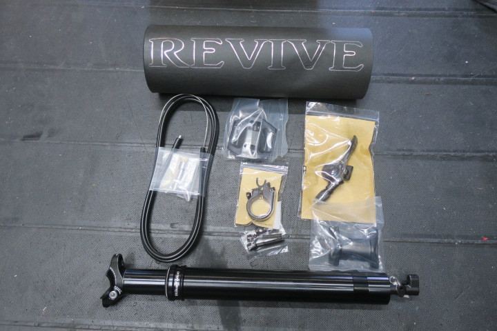 ファットバイク ドロッパーシートポスト投入!_c0132901_19421460.jpg