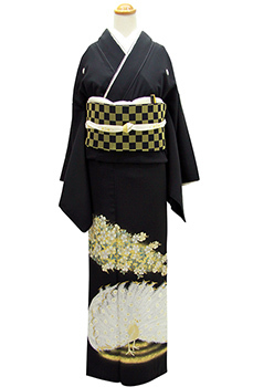総刺繍の黒留袖に手織りのドットの帯 : それいゆのおしゃれ着物スタイル