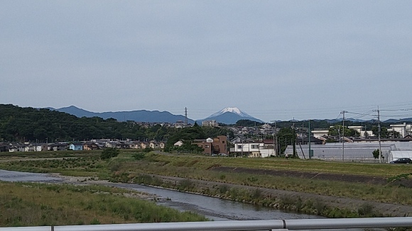5/28 朝散歩、今日の富士山_b0042308_19400672.jpg