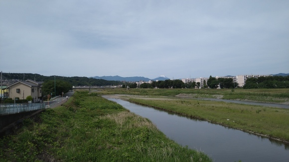 5/28 朝散歩、今日の富士山_b0042308_19400793.jpg