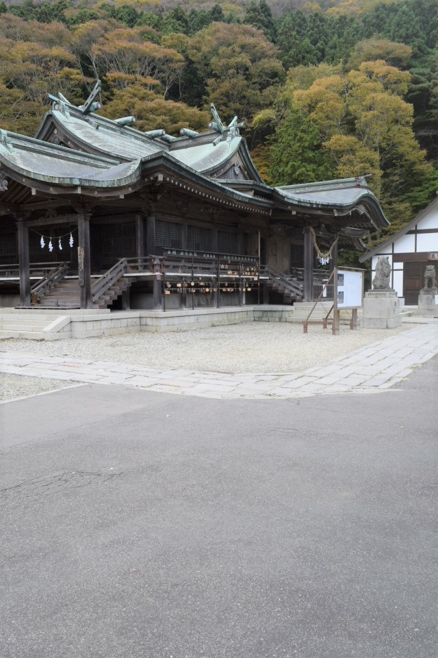 函館市谷地頭町の函館八幡宮(函館の建築再見2021)_f0142606_04315040.jpg