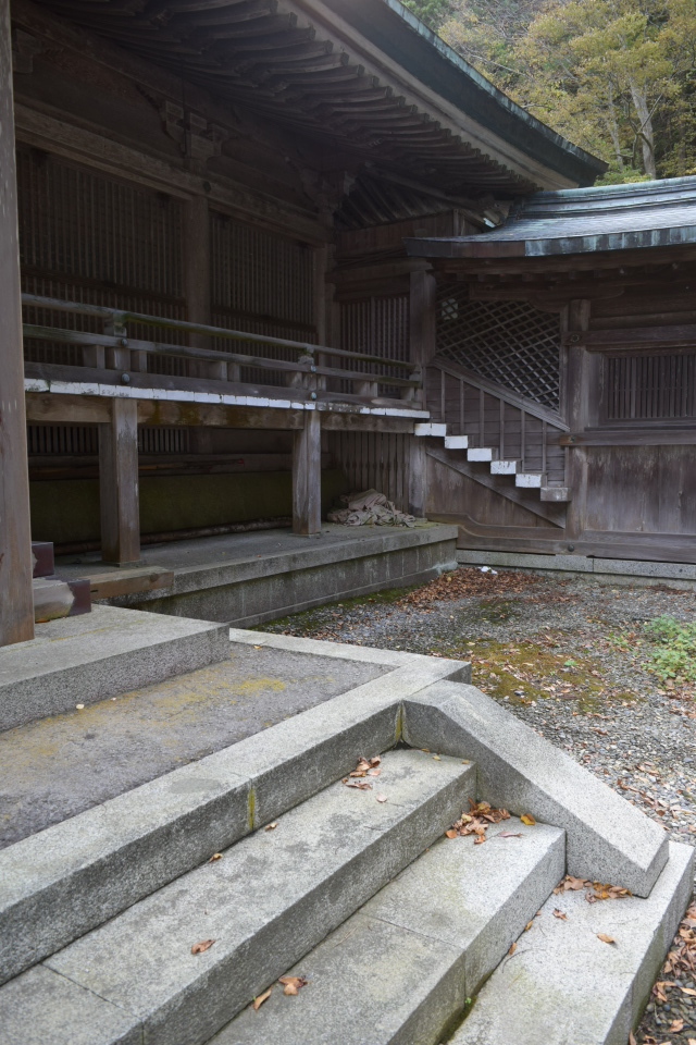 函館市谷地頭町の函館八幡宮(函館の建築再見2021)_f0142606_10401917.jpg