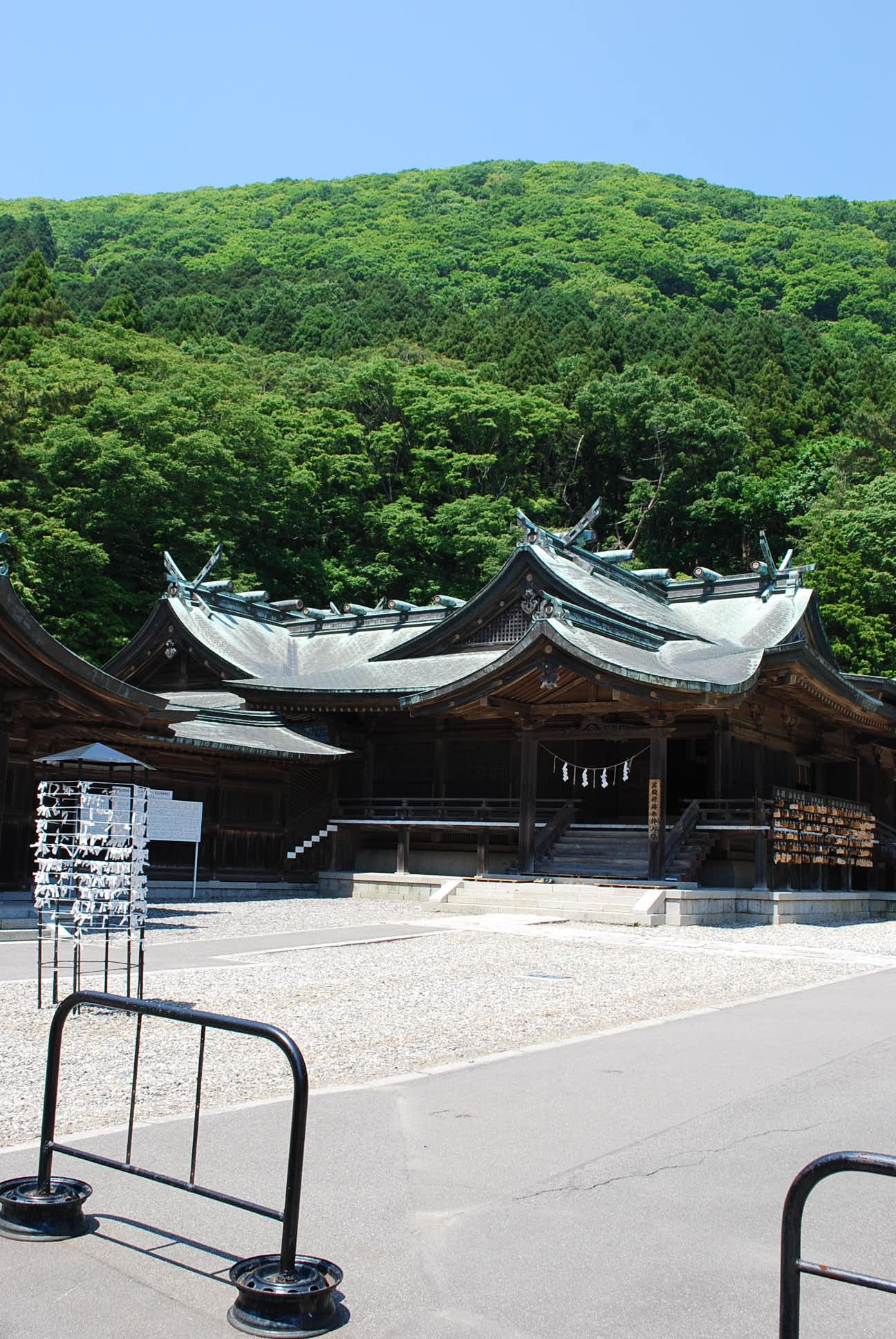 函館市谷地頭町の函館八幡宮(函館の建築再見2021)_f0142606_10571361.jpg