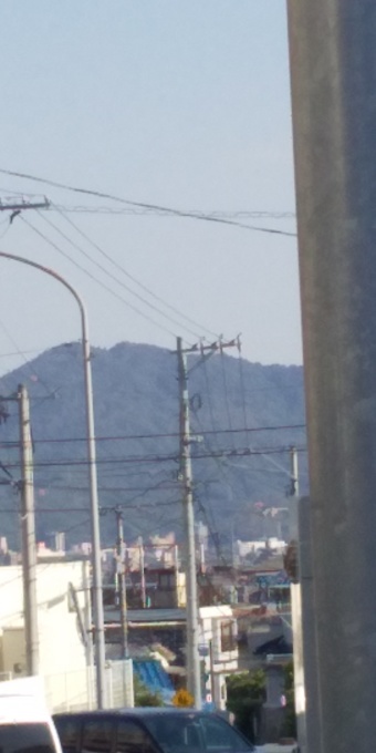 ５月も終わり、河井被告の地元を望んで_e0094315_08274422.jpg