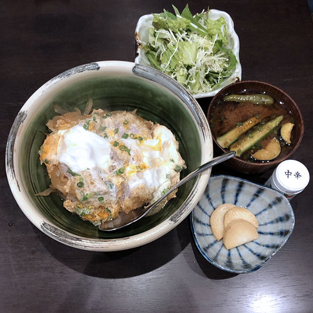 とんかつ大野屋のカツ丼_a0349423_23040127.jpg