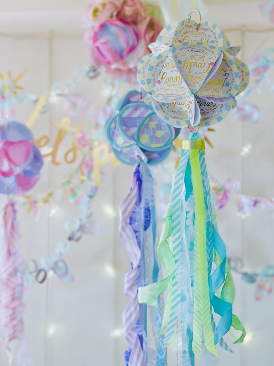 おかず おかしカップでサマークラフト ふんわりくす玉deco Oh Mamagoto Maman S Idee