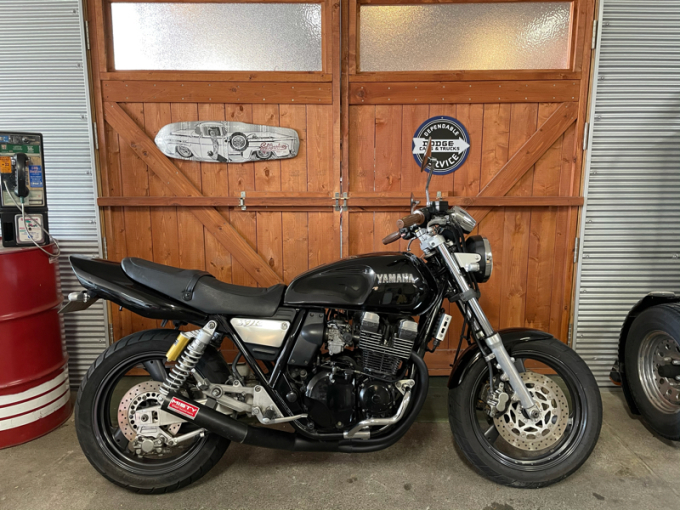 \'98 YAMAHA XJR400 + お知らせ_d0348774_08410052.jpg