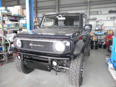 JB74Wジムニーシエラ バンパー取替え中(* ╹ヮ╹*)_c0213517_15411440.jpg