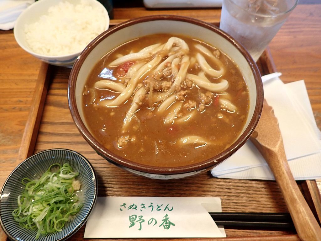 浜北区「讃岐うどん　野々花」で限定カレーうどん_e0220163_15545508.jpg